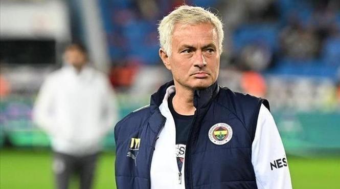 canli jose mourinho fenerbahcede uzun yillar kalacak mi 1 yil daha kontratim var tfmktrHF