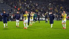 fenerbahce antalyasporu ust uste 6 kez maglup etti lbW8cGUq