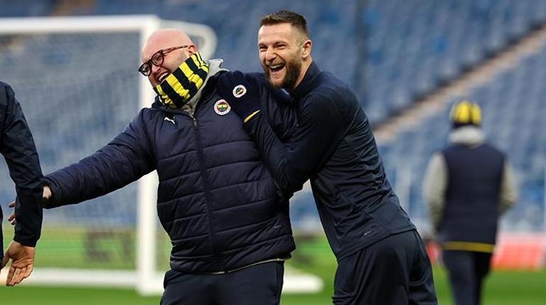 fenerbahce rangers macina hazir 0 PaWB5lWN