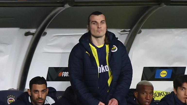 fenerbahcede caglar soyuncunun sahalara donecegi mac belli oldu milli maclari kaciriyor 0 vWuTBsTH