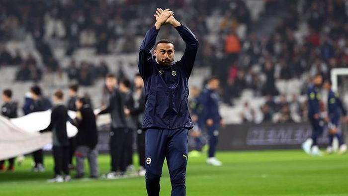 Fenerbahçe'de dün son kez forma giydi! Sürpriz ayrılık: Takım arkadaşlarıyla vedalaşacak... 4 fenerbahcede dun son kez forma giydi surpriz ayrilik takim arkadaslariyla vedalasacak 3 M7L3HDsZ