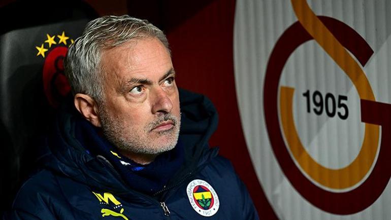 fenerbahcede jose mourinhodan hucum emri livakovic karari belli oldu gozler en nesyride 0 VJdVTDOp