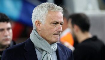 fenerbahcede jose mourinhonun tur plani hazir rangersa karsi tum dengeleri degistirecek vDBQJ7sR