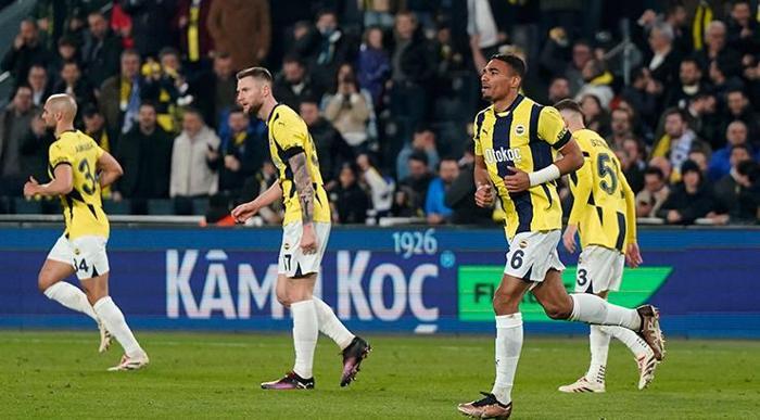Fenerbahçe'de tam dokuz ayrılık! Mourinho biletlerini kesti 7 fenerbahcede tam dokuz ayrilik mourinho biletlerini kesti 6 6pwINQSq