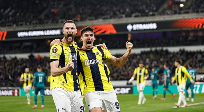 Fenerbahçe'de Yusuf Akçiçek sürprizi! Avrupa'nın devlerini peşine taktı 3 fenerbahcede yusuf akcicek surprizi avrupanin devlerini pesine takti 2 uAH8BcuQ