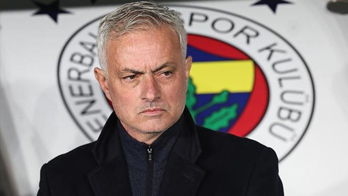 Fenerbahçe'den tüm dünyayı sarsacak Jose Mourinho sürprizi! Sözleşmesi bitmeden önce... 6 fenerbahceden tum dunyayi sarsacak jose mourinho surprizi sozlesmesi bitmeden once 5 Fg4rM73k