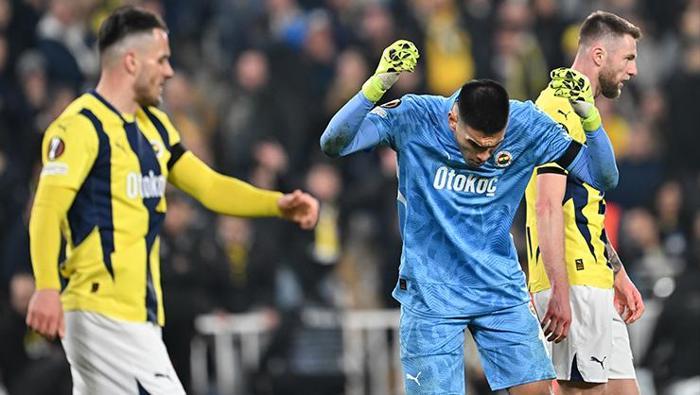 Fenerbahçe'nin Glasgow Rangers mağlubiyetinin ardından olay sözler: 'Çünkü bazıları gerçeklere değil, masallara inanır!' 1 fenerbahcenin glasgow rangers maglubiyetinin ardindan olay sozler cunku bazilari gerceklere degil masallara inanir 0