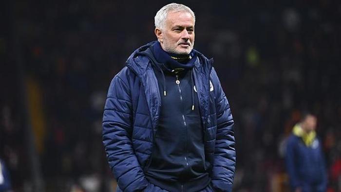 Fenerbahçe'nin rakibi Rangers'ın oyuncusu Leon Balogun Mourinho hayranı çıktı 7 fenerbahcenin rakibi rangersin oyuncusu leon balogun mourinho hayrani cikti 6 vmwXFdKi