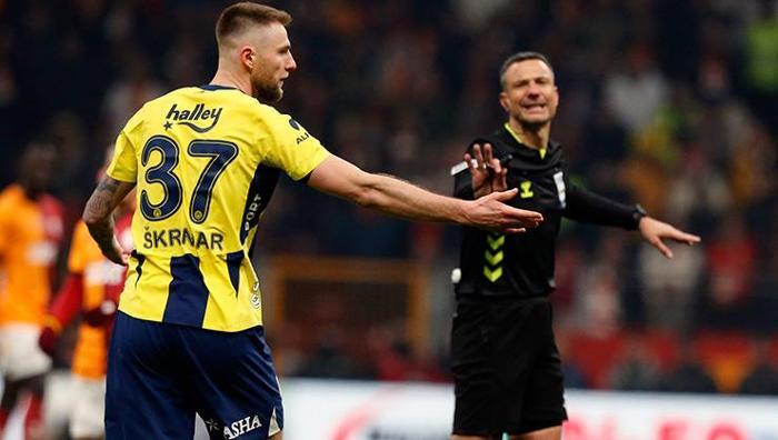 'Futbol kamuoyu ikiye bölündü' 25. haftanın hakem raporunu açıkladı: Derbiyi Türk hakem yönetseydi... 3 futbol kamuoyu ikiye bolundu 25 haftanin hakem raporunu acikladi derbiyi turk hakem yonetseydi 2 W7uvcsQM