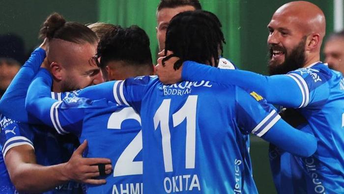 'Futbol kamuoyu ikiye bölündü' 25. haftanın hakem raporunu açıkladı: Derbiyi Türk hakem yönetseydi... 10 futbol kamuoyu ikiye bolundu 25 haftanin hakem raporunu acikladi derbiyi turk hakem yonetseydi 9 8tsAgSjF