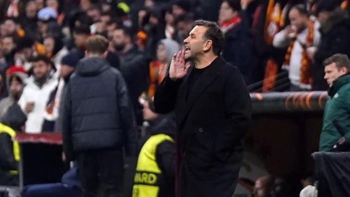 Galatasaray - AZ Alkmaar maçının ardından çarpıcı yorum: 'Genetik arıza' | 'Ezberlenmiş yanlışlar' 2 galatasaray az alkmaar macinin ardindan carpici yorum genetik ariza ezberlenmis yanlislar 1