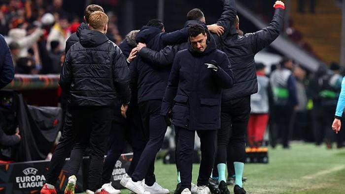 Galatasaray - AZ Alkmaar maçının ardından çarpıcı yorum: 'Genetik arıza' | 'Ezberlenmiş yanlışlar' 3 galatasaray az alkmaar macinin ardindan carpici yorum genetik ariza ezberlenmis yanlislar 2 Hh4ePfsK