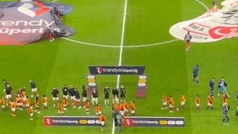 galatasaray fenerbahce derbisi oncesinde carpici olay gorulmemis davranis sosyal medyada buyuk saskinlik 0 tylsmEdZ
