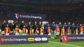 galatasaray fenerbahce derbisi oncesinde carpici olay gorulmemis davranis sosyal medyada buyuk saskinlik LPV5lKZC