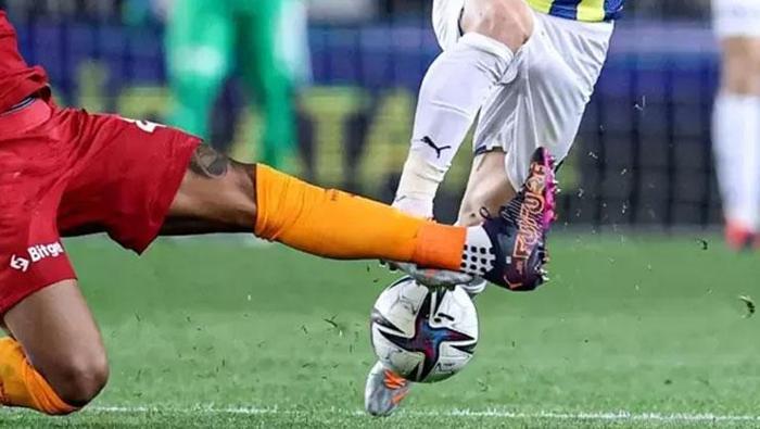 Galatasaray - Fenerbahçe derbisi şifresiz veren kanallar | Derbi şifresiz izleme seçenekleri 2 galatasaray fenerbahce derbisi sifresiz veren kanallar derbi sifresiz izleme secenekleri 1 ha5XyzqT
