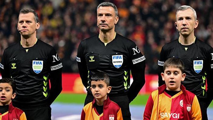 Galatasaray - Fenerbahçe derbisinin hakemi Vincic için olay değerlendirme: 'Komplo teorilerinden bahsedenleri susturdu' 6 galatasaray fenerbahce derbisinin hakemi vincic icin olay degerlendirme komplo teorilerinden bahsedenleri susturdu 5 7MlUpNSl
