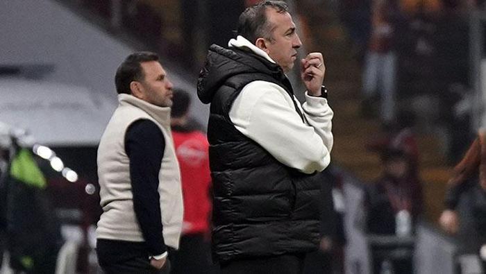 Galatasaray-Konyaspor maçını spor yazarları değerlendirdi 'G.Saray futbol oynamıyor cepten yiyor' 13 galatasaray konyaspor macini spor yazarlari degerlendirdi gsaray futbol oynamiyor cepten yiyor 12 LeRKhsHX