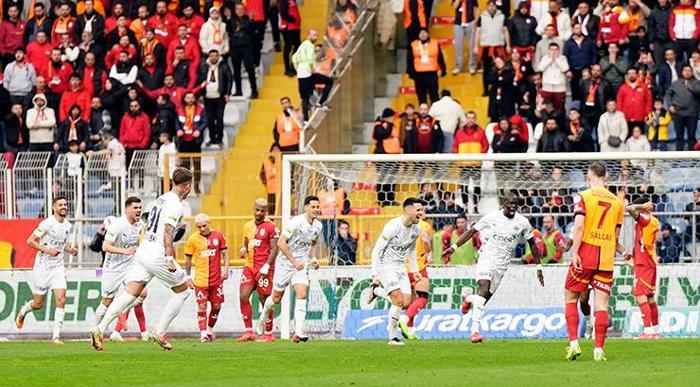 Galatasaray onları mumla arıyor! İki ismin yokluğu hissedildi 2 galatasaray onlari mumla ariyor iki ismin yoklugu hissedildi 1 u5SwGvCU