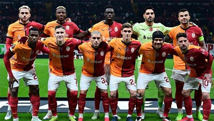 Galatasaray'da derbi öncesi Okan Buruk görüşme odasına! Yönetime garanti verdi 2 galatasarayda derbi oncesi okan buruk gorusme odasina yonetime garanti verdi 1 7h7IzeRs