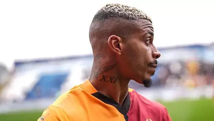 Galatasaray'da Muslera devreye girdi! Başkan Dursun Özbek'ten hamle 5 galatasarayda muslera devreye girdi baskan dursun ozbekten hamle 4 1aq1hbmZ