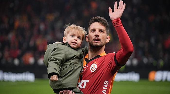 Galatasaray'dan orta sahaya sürpriz transfer! Sezon sonunda bedavaya gelecek 3 galatasaraydan orta sahaya surpriz transfer sezon sonunda bedavaya gelecek 2 njW5FwPh