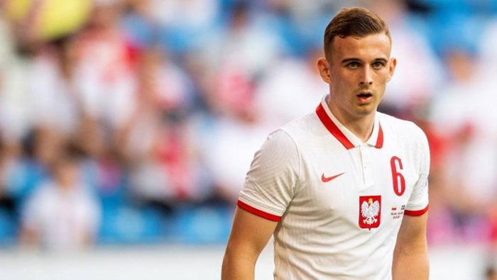 Galatasaray'dan transferde sürpriz hamle... Mertens'in yerine Süper Lig'den 10 numara! 3 galatasaraydan transferde surpriz hamle mertensin yerine super ligden 10 numara 2 8K7l4bMT