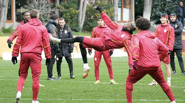 galatasarayin derbi ustasi okan buruk en buyuk koz yine osimhen 2 PdJjLcCp