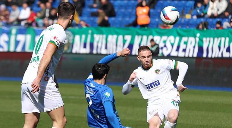 ghezzal maca damga vurdu rize kazandi caykur rizespor alanyaspor mac sonucu 3 1 0