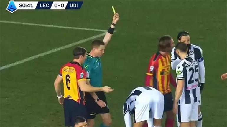 gol attigina pisman oldu penalti icin takim arkadaslariyla kapisti hocasi oyundan aldi 1 jVEKO4kk