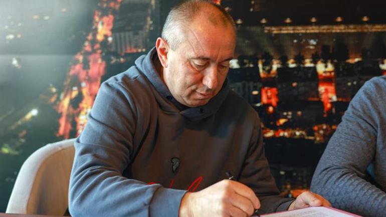 goztepe stanimir stoilov ile sozlesme tazeledi resmen aciklandi 0 IZGwKSI9