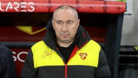 goztepede stanimir stoilov gercekten uzgunum 9FhWTd7H