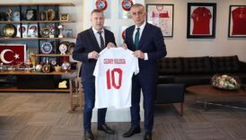 ibrahim haciosmanogluna surpriz ziyaret polonya 1rWphC5c