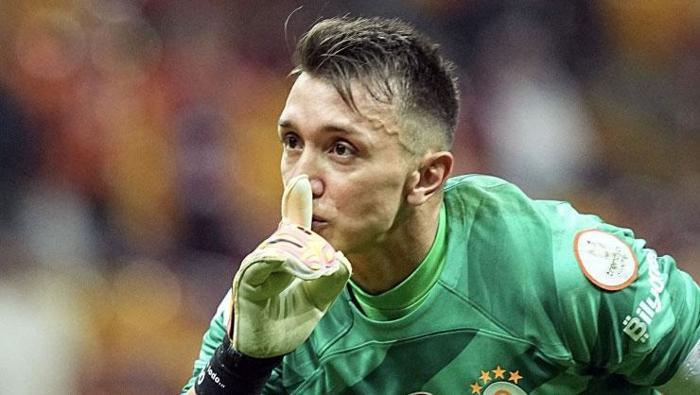 İspanyollar duyurdu! Galatasaray, Muslera'nın alternatifi için kesenin ağzını açtı 1 ispanyollar duyurdu galatasaray musleranin alternatifi icin kesenin agzini acti 0 DO5URSPI
