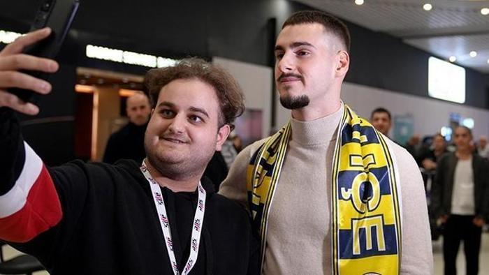 İşte Fenerbahçe'de Ognjen Mimovic'in Zenit'e transferinin perde arkası! Rus basınına açıkladı 5 iste fenerbahcede ognjen mimovicin zenite transferinin perde arkasi rus basinina acikladi 4 kwwDVfXJ