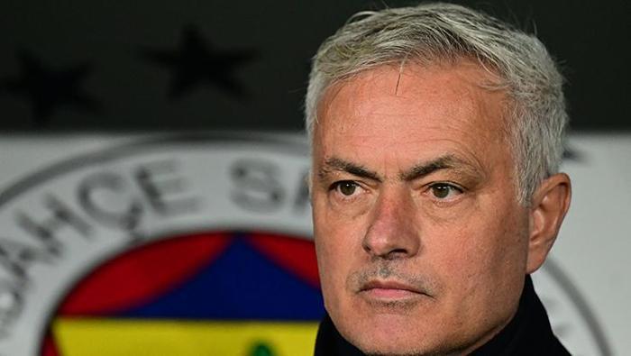 Jose Mourinho'dan çok çarpıcı Süper Lig itirafı: 'Türkiye'de böyle değil!' Anderlecht-Fenerbahçe maçı öncesi Chelsea'nin eski yıldızına 2 jose mourinhodan cok carpici super lig itirafi turkiyede boyle degil anderlecht fenerbahce maci oncesi chelseanin um55KfU3