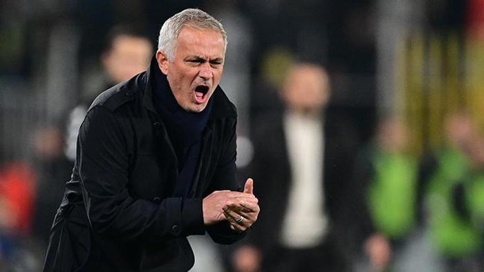 Jose Mourinho'ya sürpriz bir takım talip oldu! Adaylar belirlendi... 2 jose mourinhoya surpriz bir takim talip oldu adaylar belirlendi 1