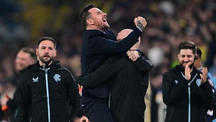 'Jose Mourinho'yu şaşkına çevirdi!' Glasgow Rangers'ın Fenerbahçe galibiyeti Ada'da gündem oldu... 7 jose mourinhoyu saskina cevirdi glasgow rangersin fenerbahce galibiyeti adada gundem oldu 6 LAT1Xdvi