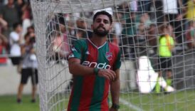 karsiyaka 2 futbolcudan haber bekliyor iAmWwgxz