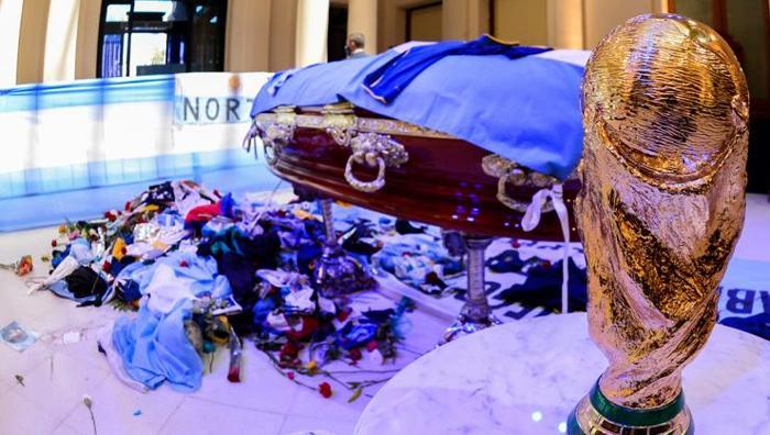 Maradona'nın ölümüyle ilgili dava başladı! Savcı şoke eden görüntüyü yayınladı: 'İşte böyle öldü' 2 maradonanin olumuyle ilgili dava basladi savci soke eden goruntuyu yayinladi iste boyle oldu 1 vgsY3GFW