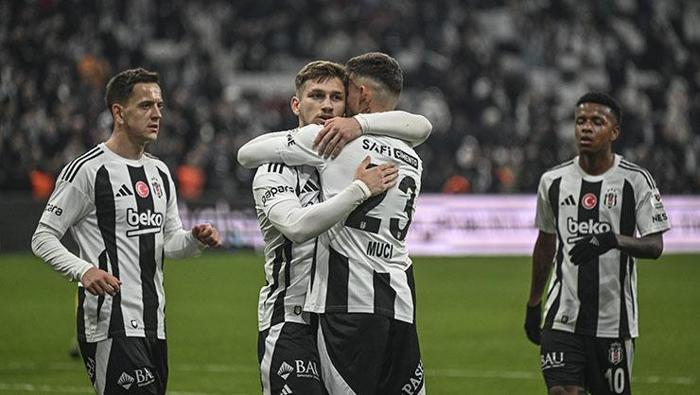 Nihat Kahveci'den Ole Gunnar Solskjaer tespiti 'Görsem derim ki...' Yıldız oyuncuya yüklendi 6 nihat kahveciden ole gunnar solskjaer tespiti gorsem derim ki yildiz oyuncuya yuklendi 5