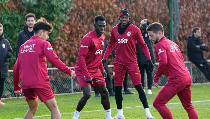Okan Buruk'tan Mertens kararı! Alanyaspor - Galatasaray maçı öncesi... 3 okan buruktan mertens karari alanyaspor galatasaray maci oncesi 2 vMJw3Sbw