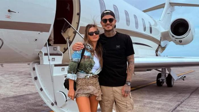 Ortalık fena karışacak! Wanda Nara ve Icardi, Galatasaray-Fenerbahçe derbisinde sevgilileriyle İstanbul'da 2 ortalik fena karisacak wanda nara ve icardi galatasaray fenerbahce derbisinde sevgilileriyle istanbulda 1 1K8zfSjr