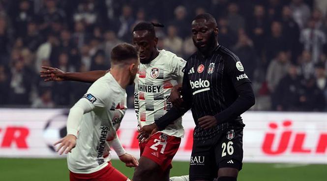 (ÖZET) BEŞİKTAŞ'A EVİNDE BÜYÜK ŞOK! Beşiktaş - Gaziantep FK maçı sonucu: 1-2 2 ozet besiktasa evinde buyuk sok besiktas gaziantep fk maci sonucu 1 2 1 dWGmiUaY