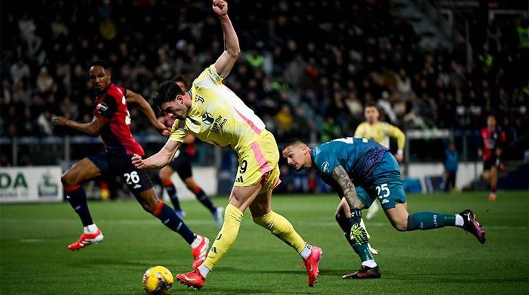 ozet cagliari juventus mac sonucu 0 1 kenan yildizli juventustan ust uste 4 bgkngzth