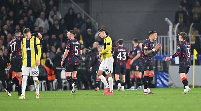 (ÖZET) FENERBAHÇE TURU İSKOÇYA'YA BIRAKTI! Fenerbahçe - Rangers maçı sonucu: 1-3 1 ozet fenerbahce turu iskocyaya birakti fenerbahce rangers maci sonucu 1 3 0 AwnPUhW3