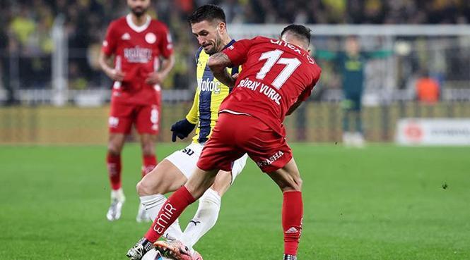 (ÖZET) FENERBAHÇE'DEN ALTIN DEĞERİNDE 3 PUAN! Fenerbahçe - Antalyaspor maçı sonucu: 3-0 3 ozet fenerbahceden altin degerinde 3 puan fenerbahce antalyaspor maci sonucu 3 0 2 PMeB8FAT