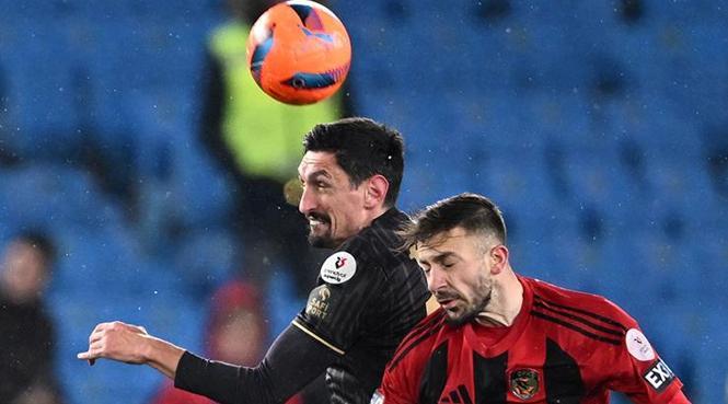 (ÖZET) FIRTINA 3 PUANI KAPTI! Trabzonspor - Gaziantep FK maç sonucu 3-2 1 ozet firtina 3 puani kapti trabzonspor gaziantep fk mac sonucu 3 2 0 yFVwnwUy