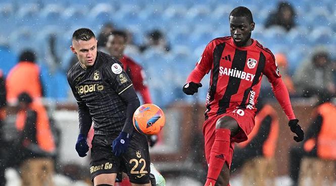 (ÖZET) FIRTINA 3 PUANI KAPTI! Trabzonspor - Gaziantep FK maç sonucu 3-2 4 ozet firtina 3 puani kapti trabzonspor gaziantep fk mac sonucu 3 2 3 1rqINCgV
