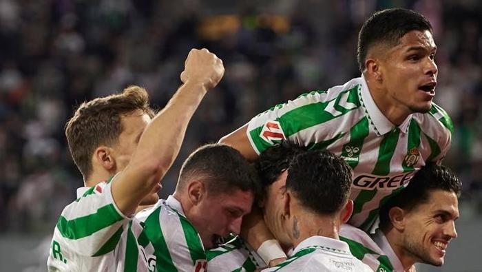 Real Madrid yenildi, Arda Güler'e 'Ruhu yerde gezen hayalet!' denildi! Real Betis mağlubiyetinin ardından Carlo Ancelotti'ye eleştiri... 1 real madrid yenildi arda gulere ruhu yerde gezen hayalet denildi real betis maglubiyetinin ardindan
