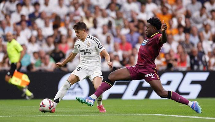 Real Madrid'e Arda Güler için resmi teklif geldi! Son kararı Florentino Perez verecek: Ancelotti sonsuza kadar kalmayacak 6 real madride arda guler icin resmi teklif geldi son karari florentino perez verecek ancelotti Dr5QvHEO